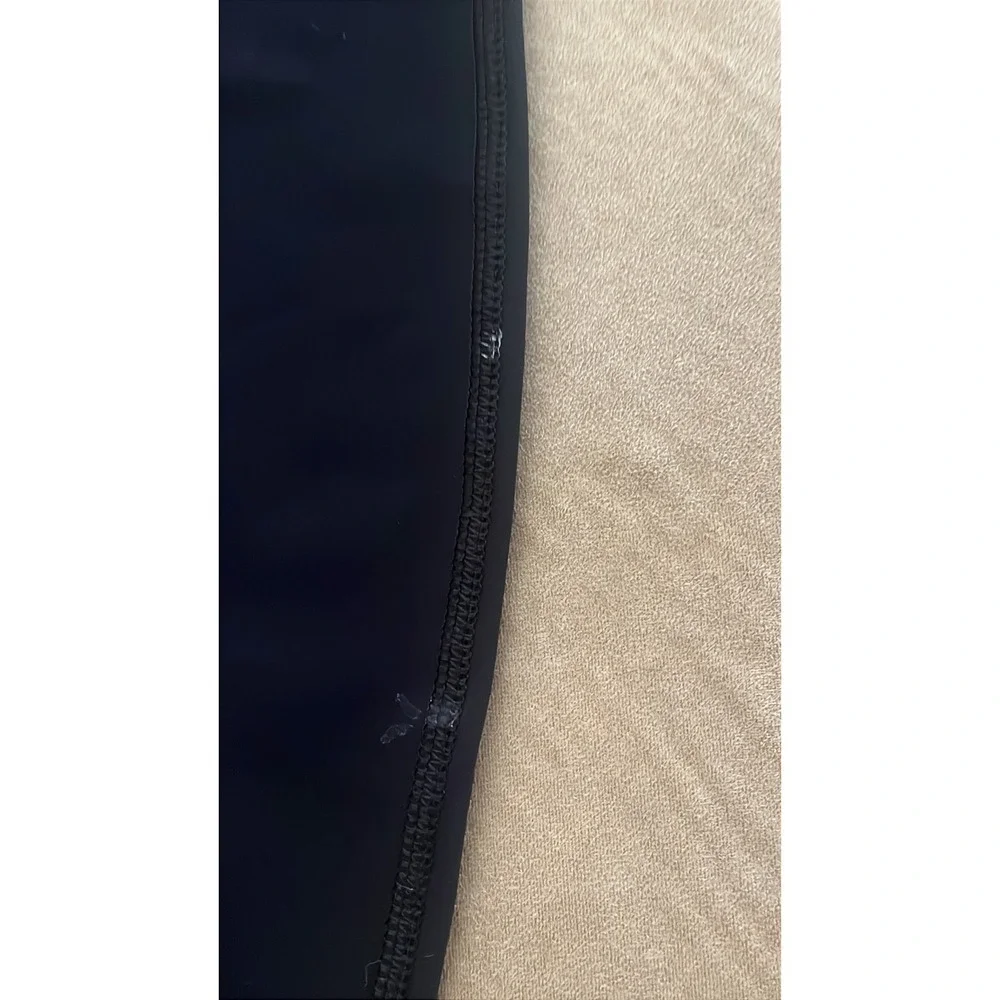 Alo Yoga High-Waist Warrior Leggings Black Ripped Laser Cut Workout Pants Small